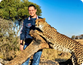 Костянтин з гепардом