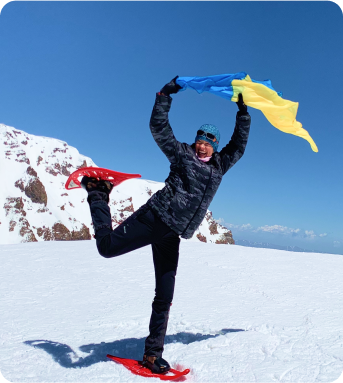 Тетяна Яловчак на вершині Евересту